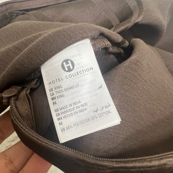 Hotel Collection Contour (1) King Sham - Picture 2 of 4